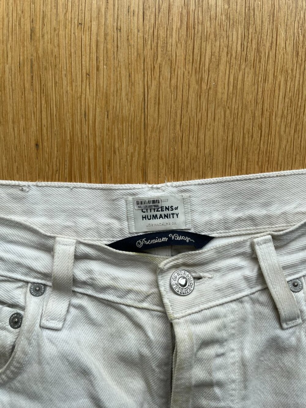 High-Rise Wide-Leg Jeans in Cream - Picture 7 of 10